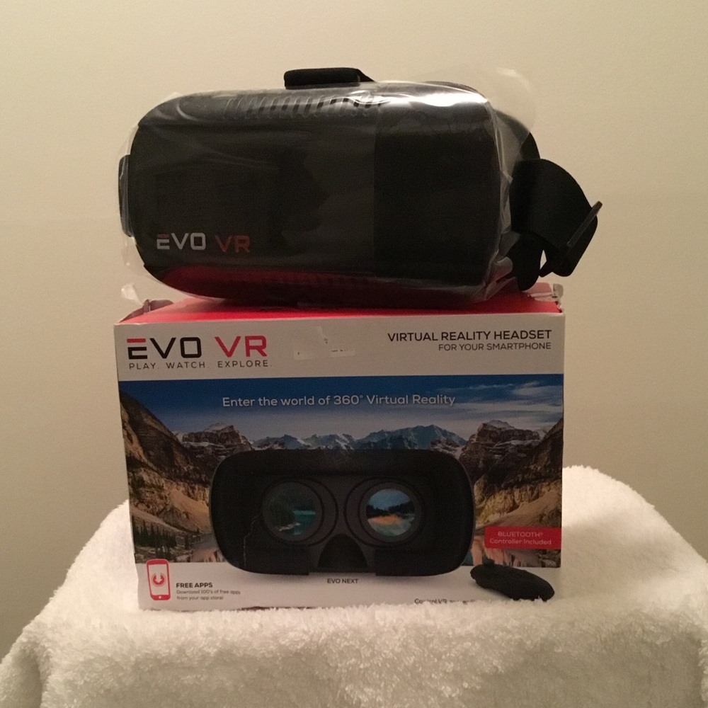 EVO VR (virtual reality headset)